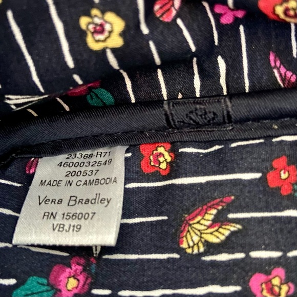 Vera Bradley Itsy Ditsy Floral Brush Up Cosmetic Case - Picture 11 of 15